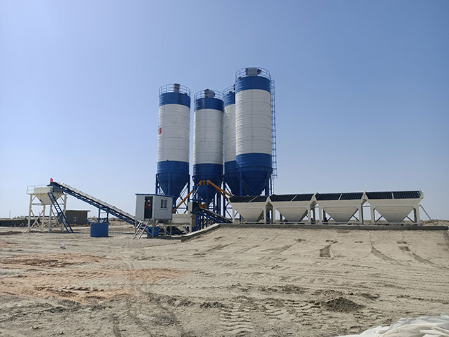 長城建機建立HZS雙180型混凝土攪拌站+WBZ600型穩定土拌和站，助力中鐵二十局烏茲別克斯坦A380公路項目